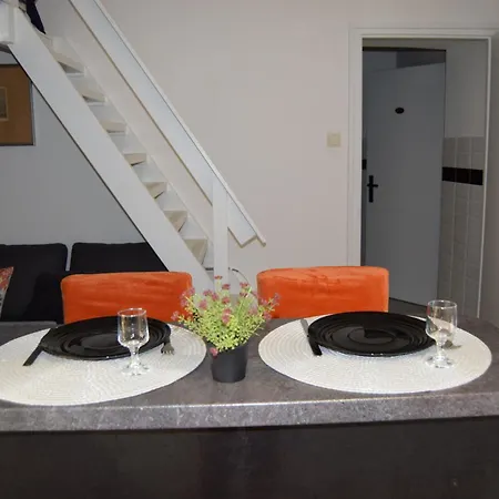Castlehill The Perfect Blend Of Urban Living And Sightseeing Convenience Appartement Budapest