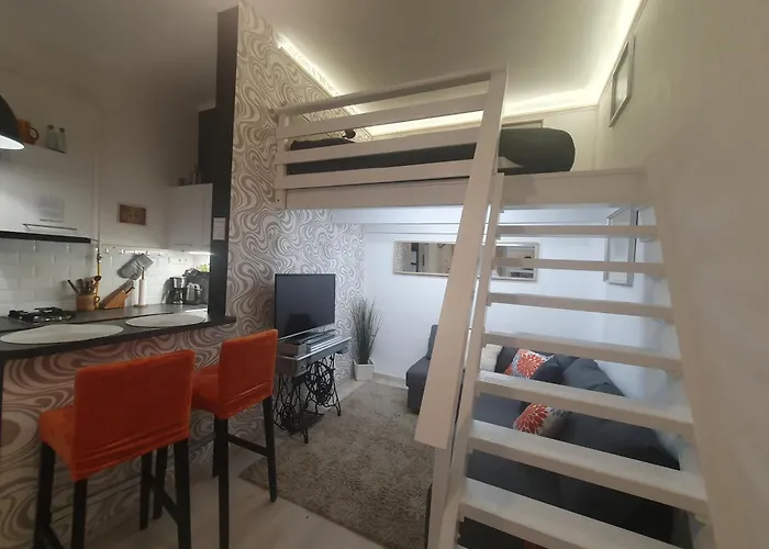 Castlehill The Perfect Blend Of Urban Living And Sightseeing Convenience Apartament *