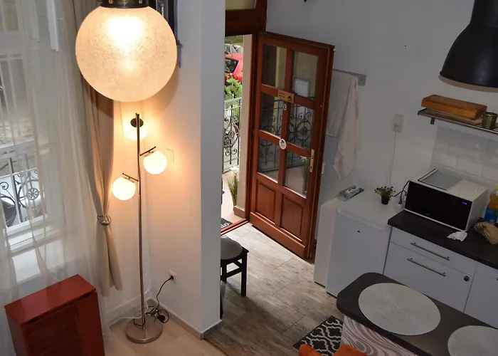 Castlehill The Perfect Blend Of Urban Living And Sightseeing Convenience Apartament *